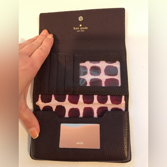 Kate Spade IPhone Case Wristlet Leather Wallet Pre- owned very good condition - Picture 4 of 8